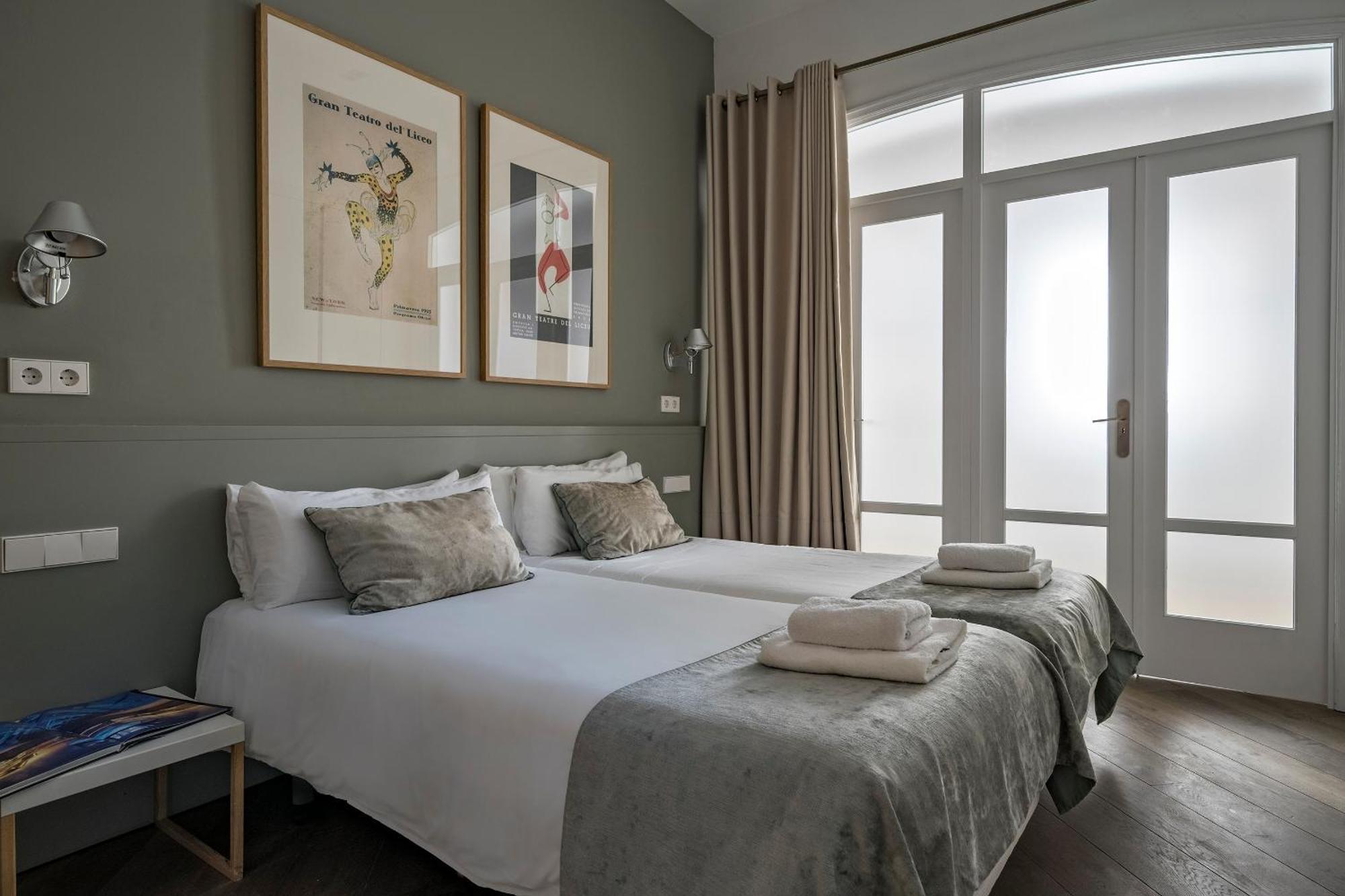 Habitat Apartments Rambla Deluxe — Photos 2